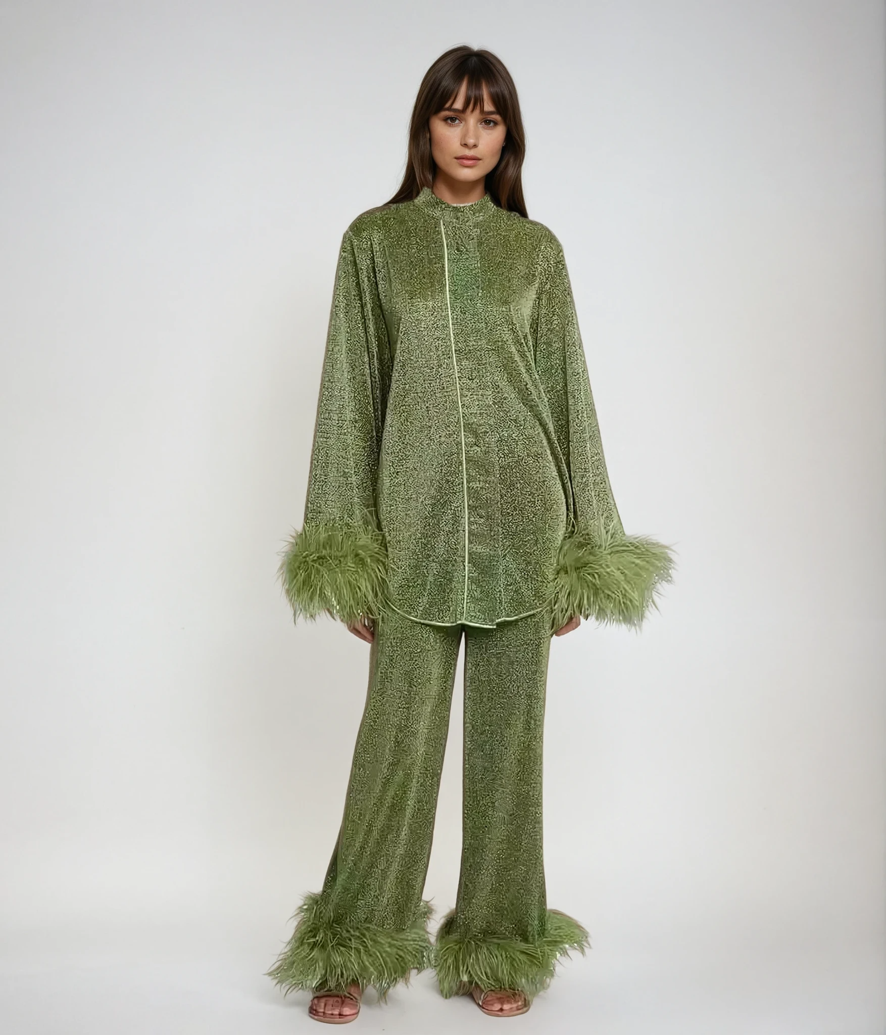 Ensemble Élégant à Col Plumé